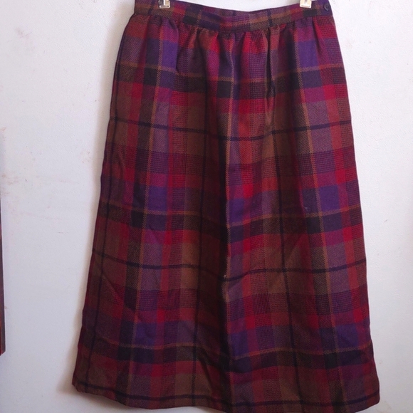 Red and Purple A-Line Maxi Skirt for Casual Wear - Picture 3 of 10